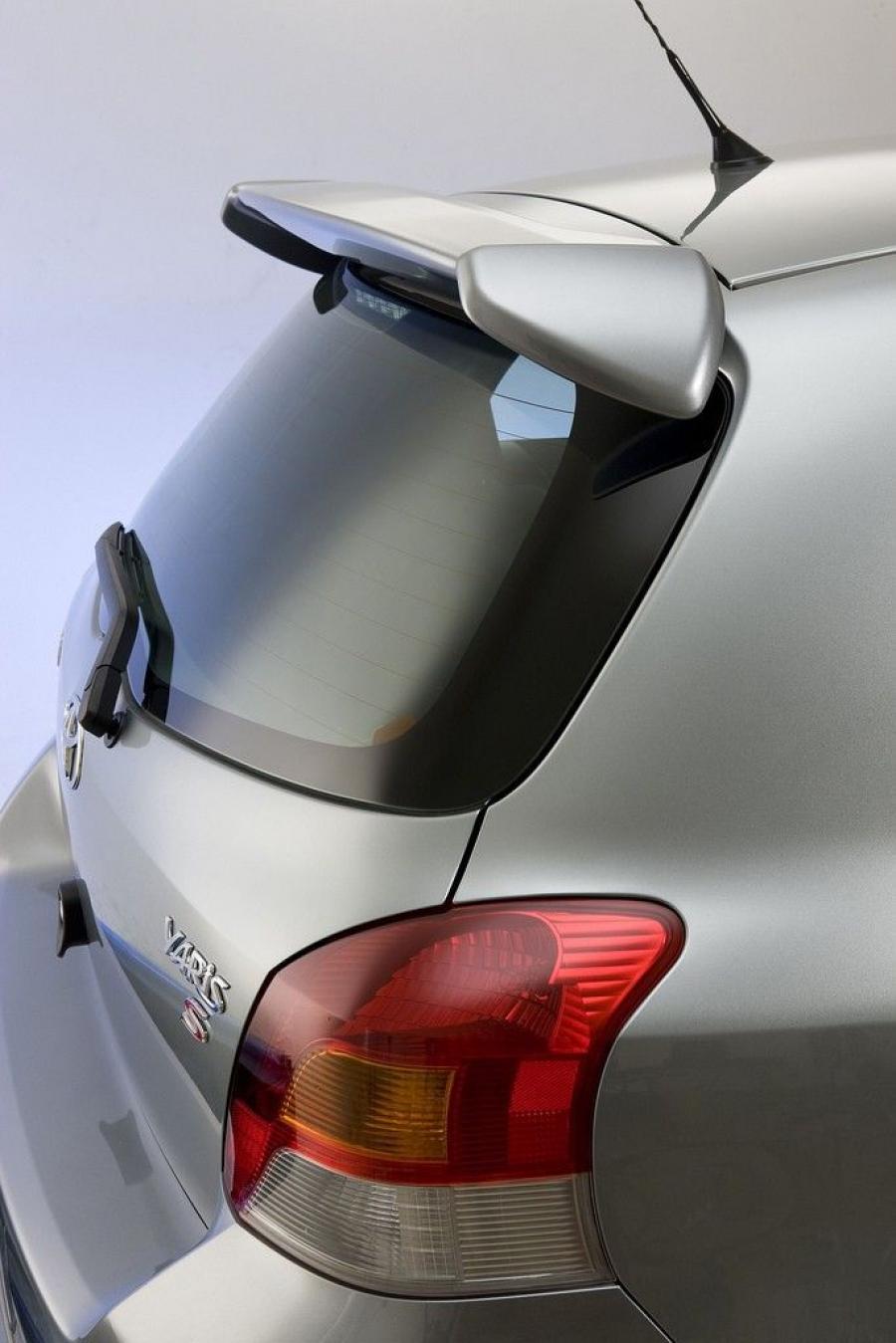  Toyota Yaris 2009 года  (фото 54 из 59)